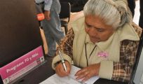 Programas sociales atraen a adultos mayores al Distrito Federal