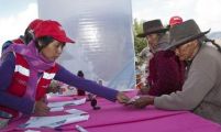 Discrepancias sobre el programa Pensión 65