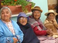 La edad multiplica y grava la discriminación y desigualdad que sufre la mujer
